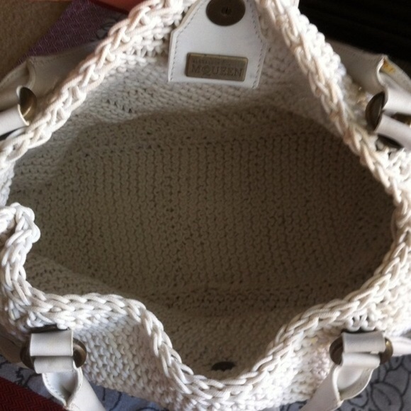 Alexander McQueen wicker like/ leather unique bag - Picture 4 of 4
