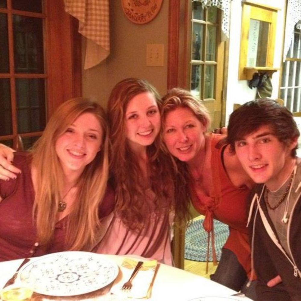 Meet your Posher, Nancy