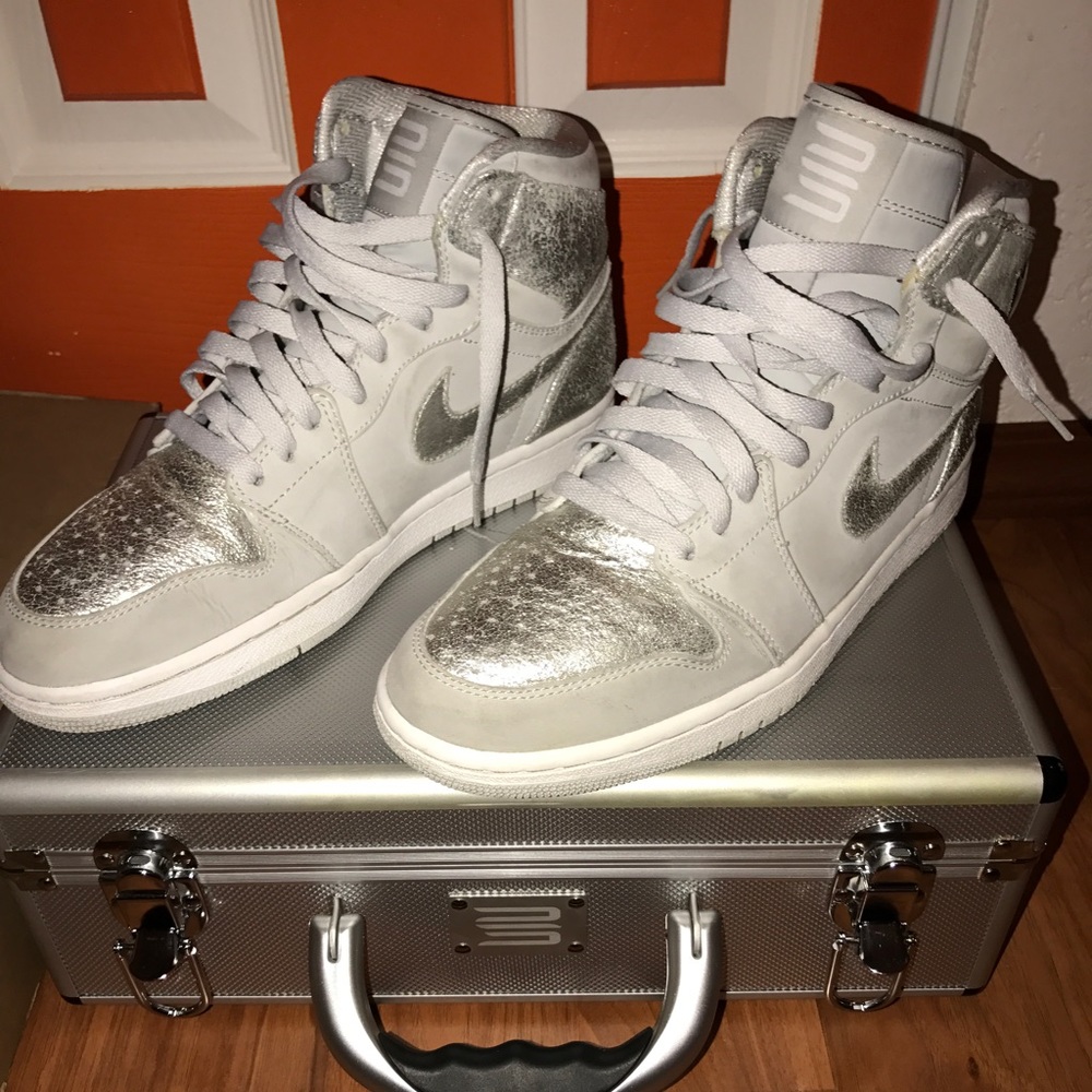 Anniversary 1s