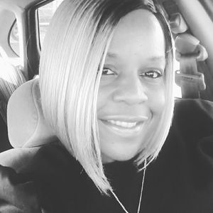 Meet your Posher, Lashaunda