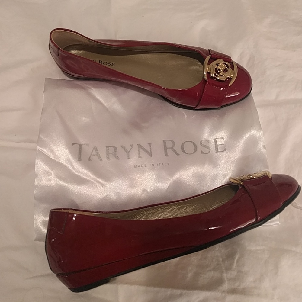 Taryn Rose flats