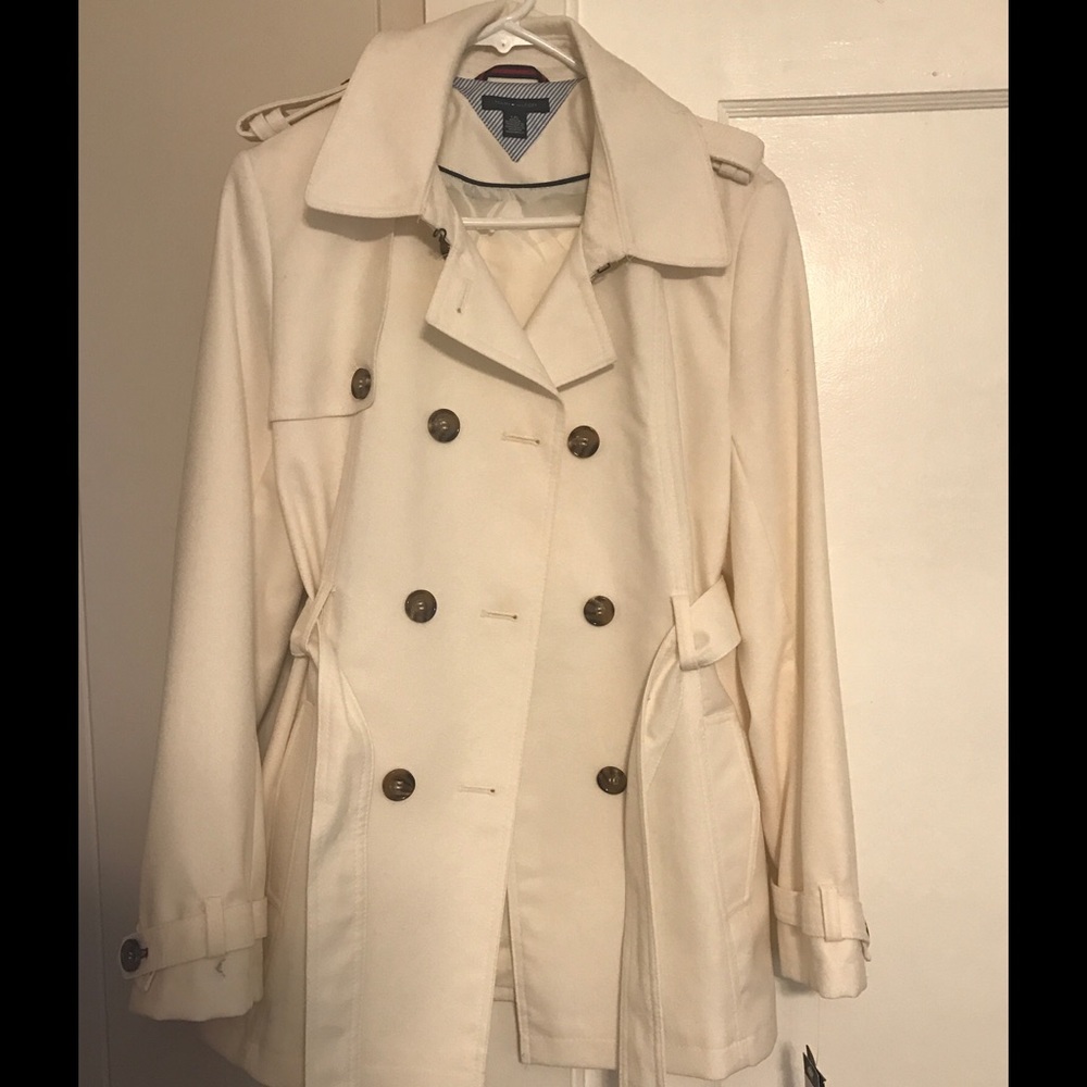 Tommy Hilfiger trench coat, off-white, size Large