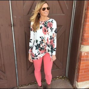 Infinity Raine Floral side knotted tunic