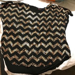 Black & Gold chevron shirt