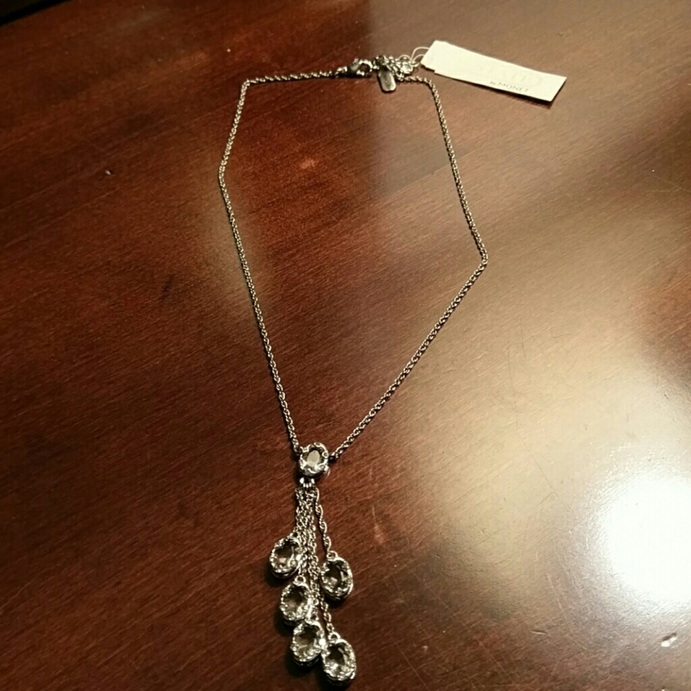 Silver and rhinestone/crystal dangle necklace