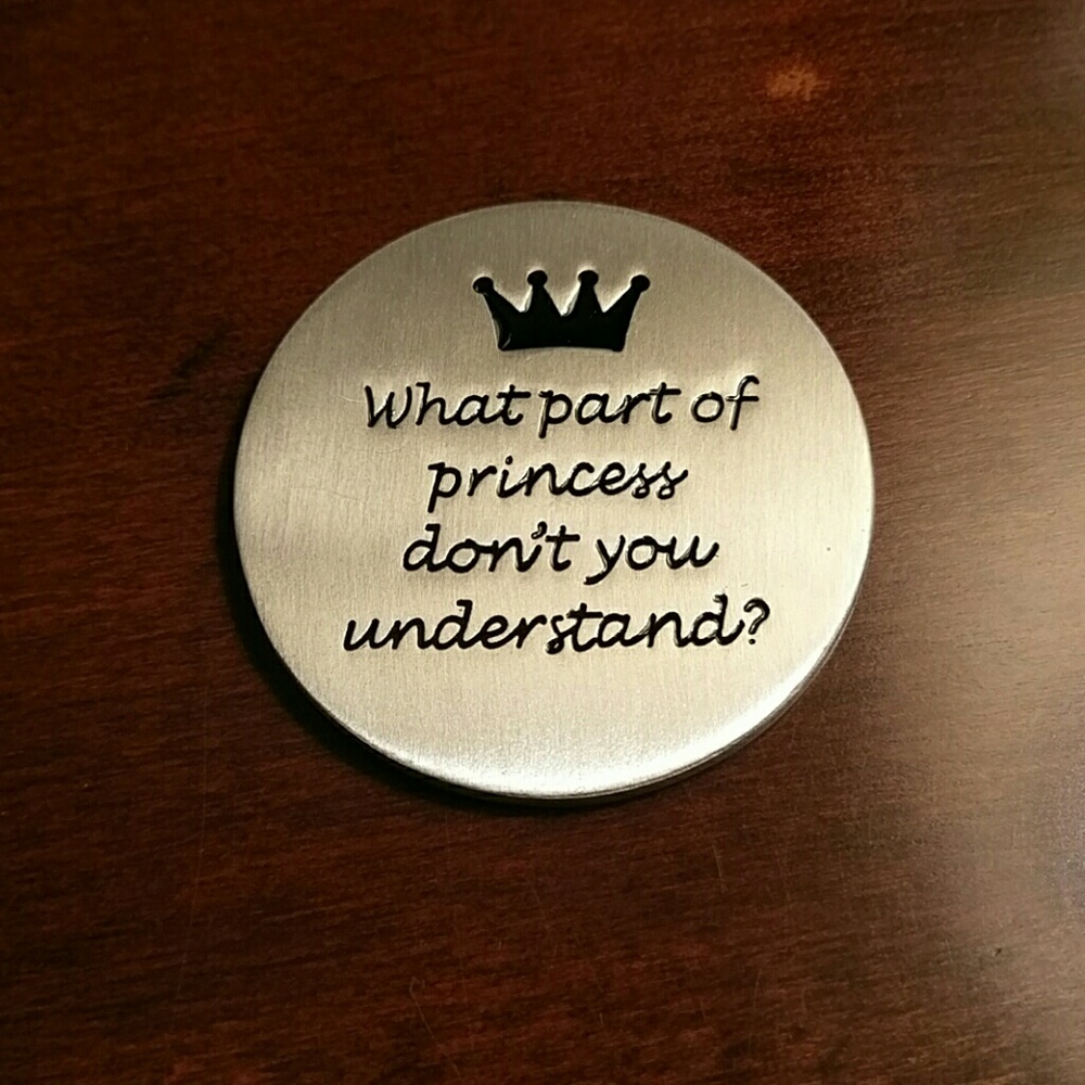 Sassy purse mirror