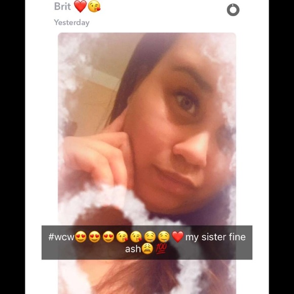 Meet your Posher, Brittni - Picture 1 of 1