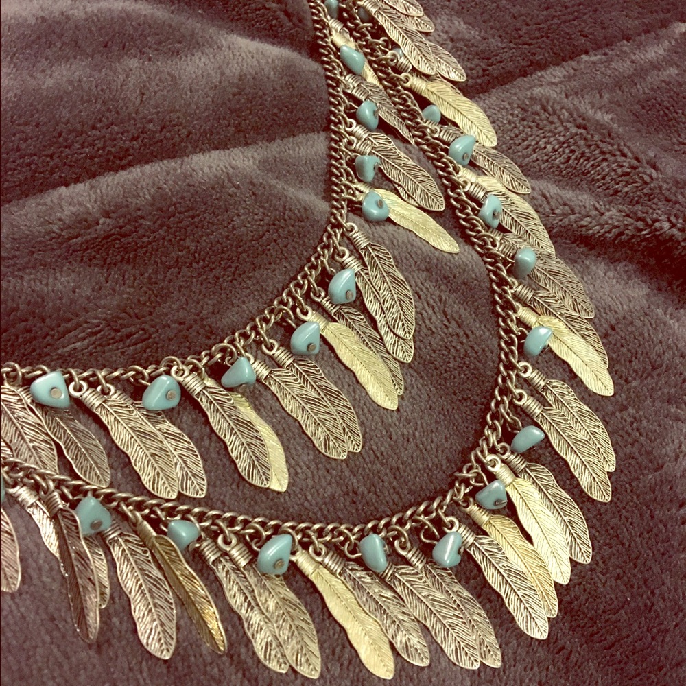 Feather/turquoise necklace