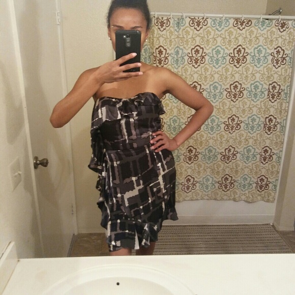 Express Dress - Picture 1 of 4