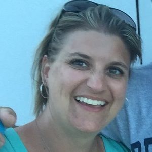 Meet your Posher, Stacie