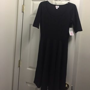 *Unicorn* Solid Black Nicole