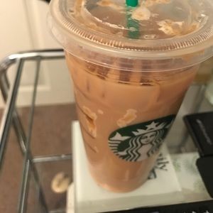 Meet your Posher, Katelyn