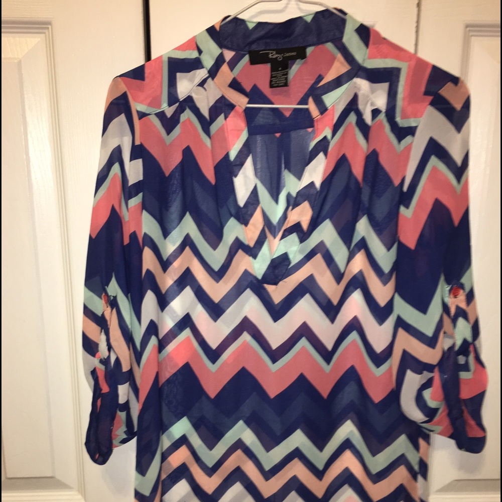 Chevron top