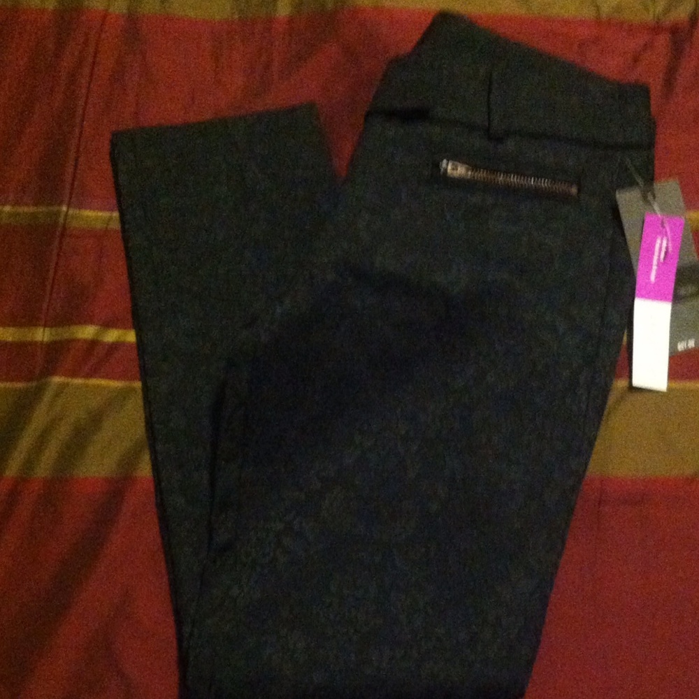 Black ankle length pants