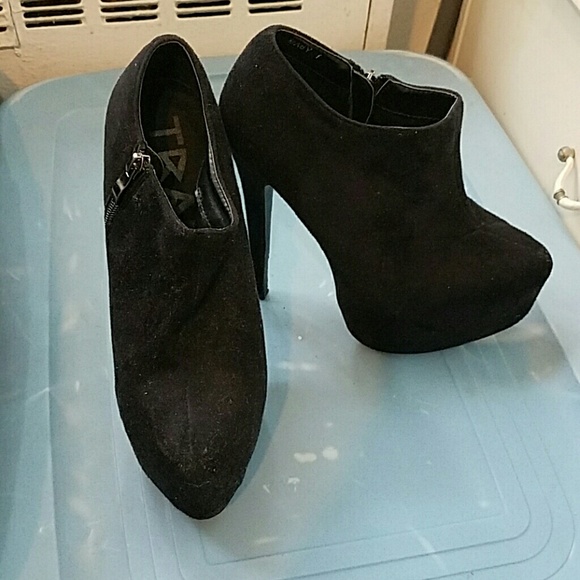 Black high heel platform shoes - Picture 1 of 3