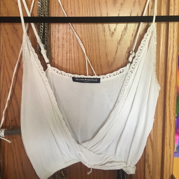 Brandy Melville Tops - Brandy melville white low hang tank