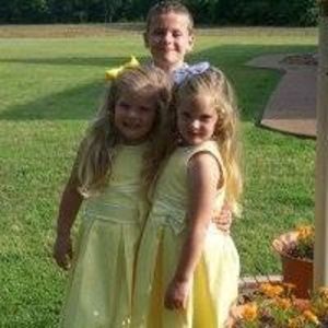 Meet your Posher, Monica