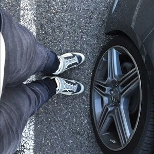 Meet your Posher, Denworth