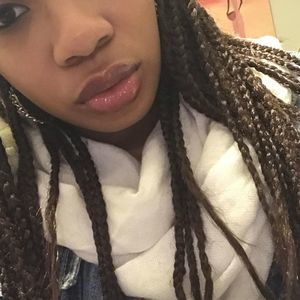 Meet your Posher, Chamaine