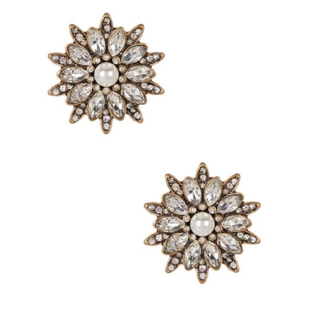 Olivia Welles - earrings