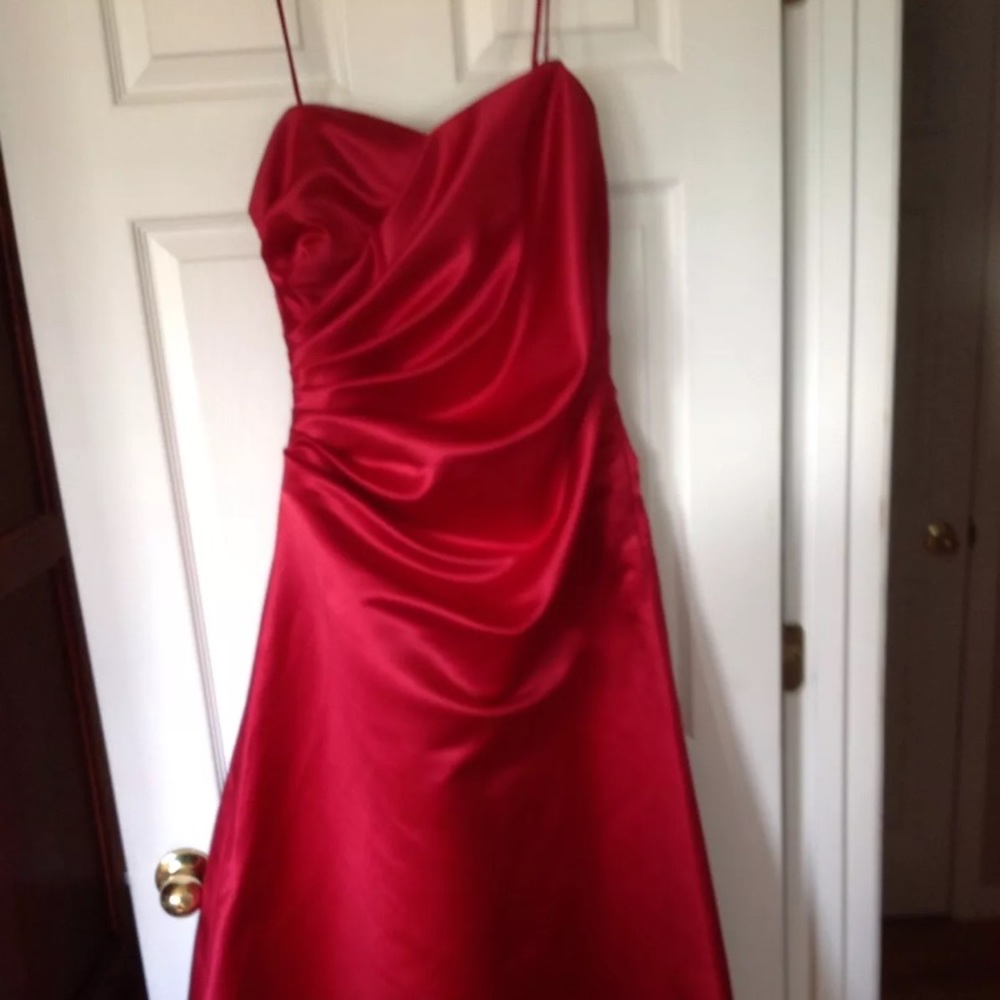 WToo bridesmaid dress/formal gown