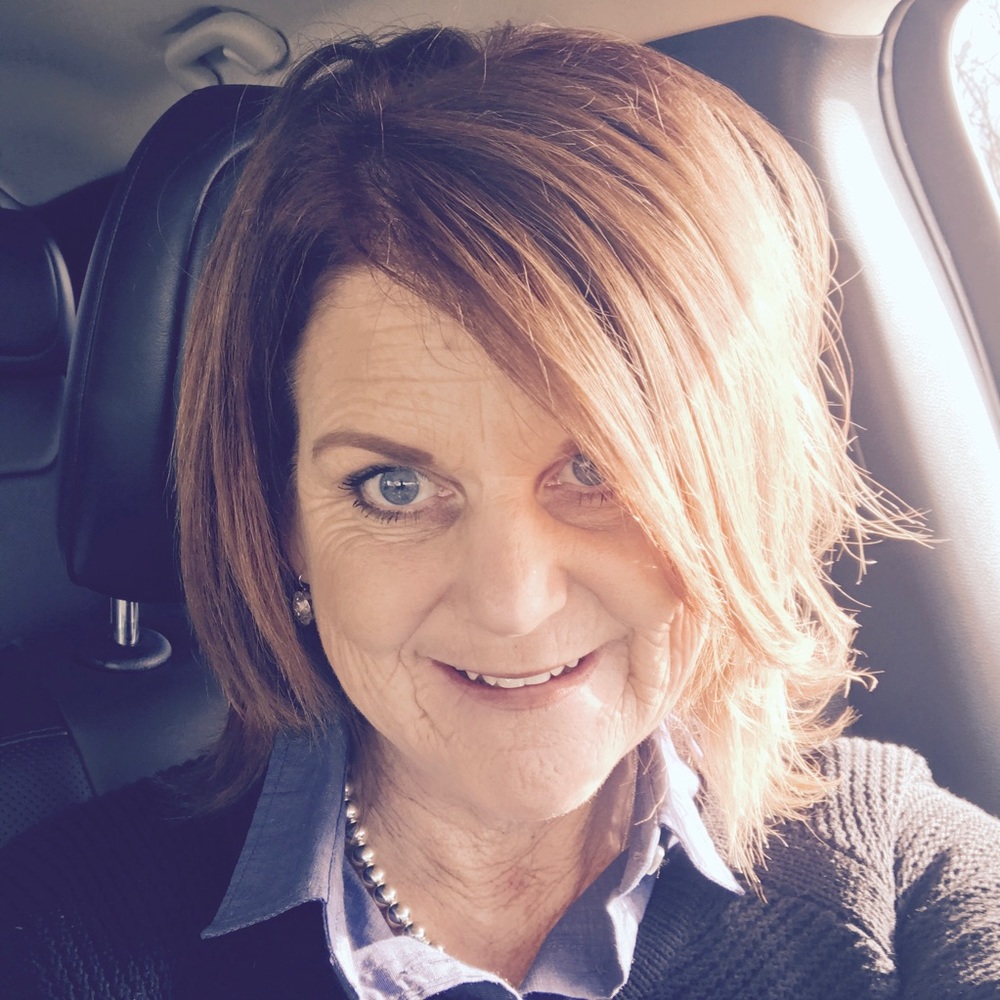 Meet your Posher, Kelly