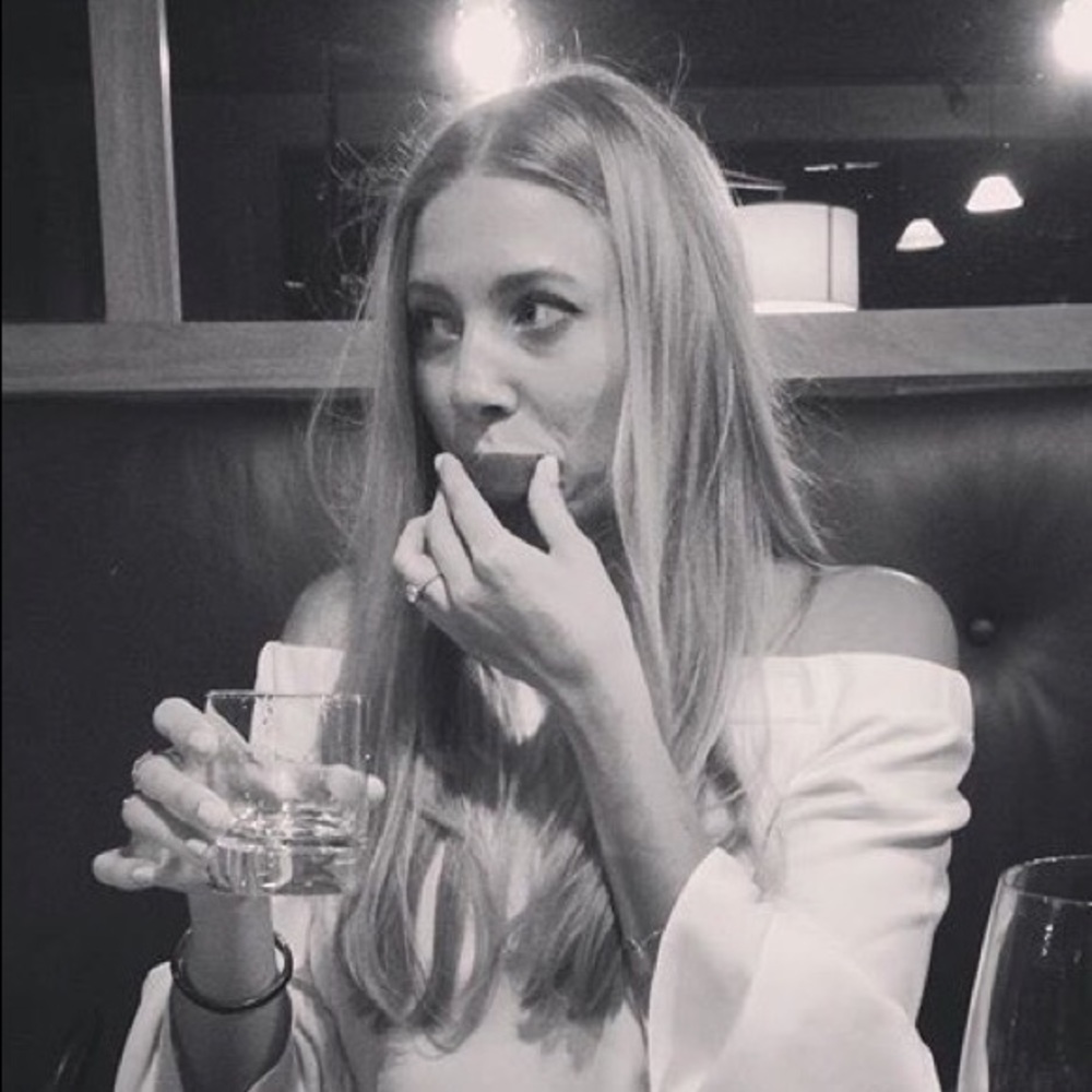 Meet your Posher, Regina