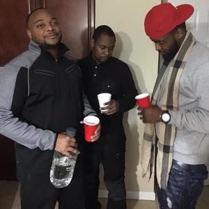 Meet your Posher, Ray