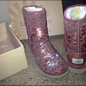 Classic Short Autumn Sequin Uggs