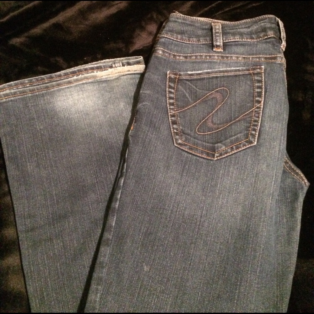 Silver Jeans - size 33 - inseam 33 - EUC