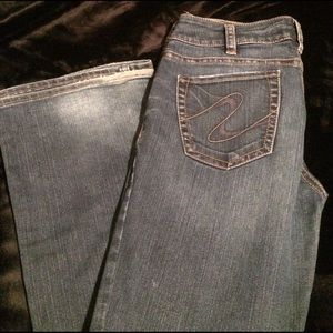 Silver Jeans - size 33 - inseam 33 - EUC