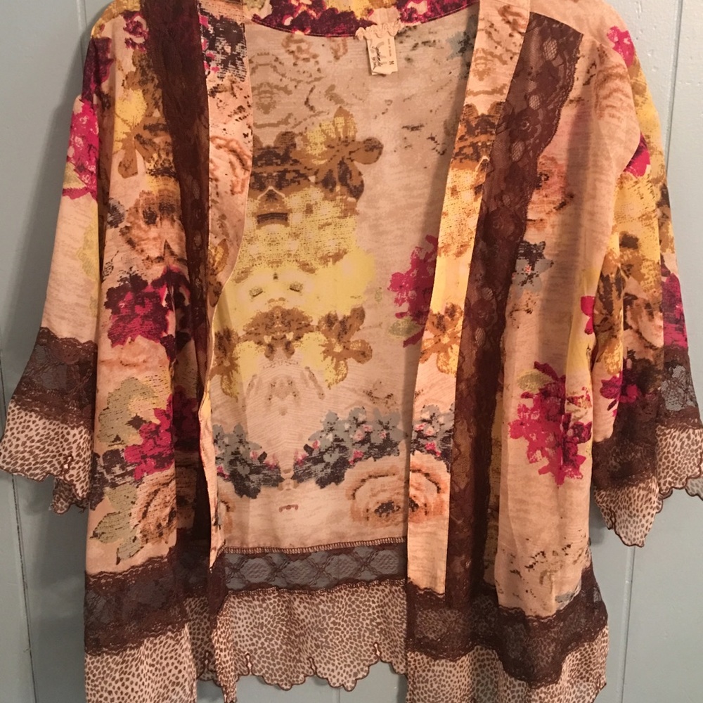 Gimmicks kimono