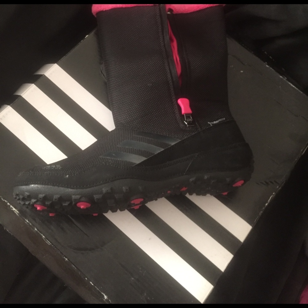 Adidas boots - Picture 2 of 3