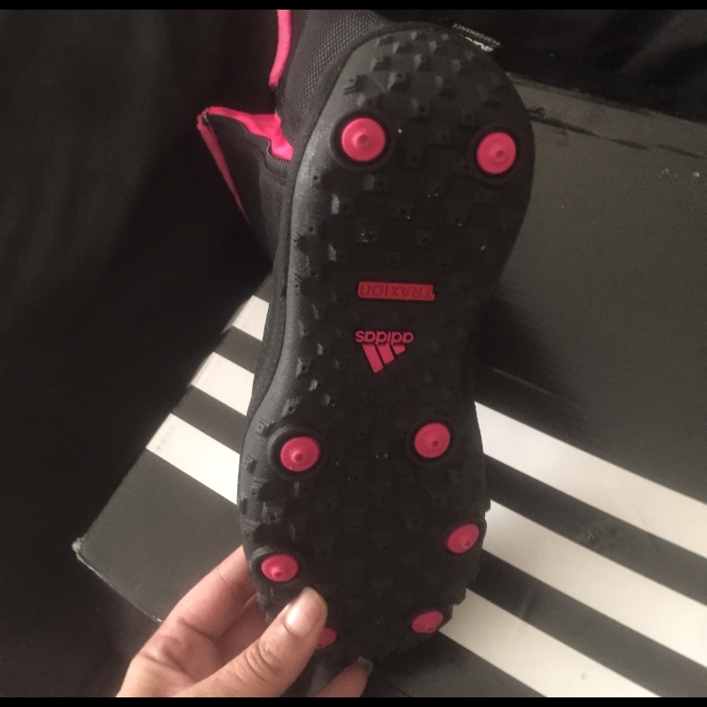 Adidas boots - Picture 3 of 3