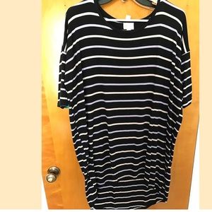 Lularoe Small Irma Black with Small Stripes New