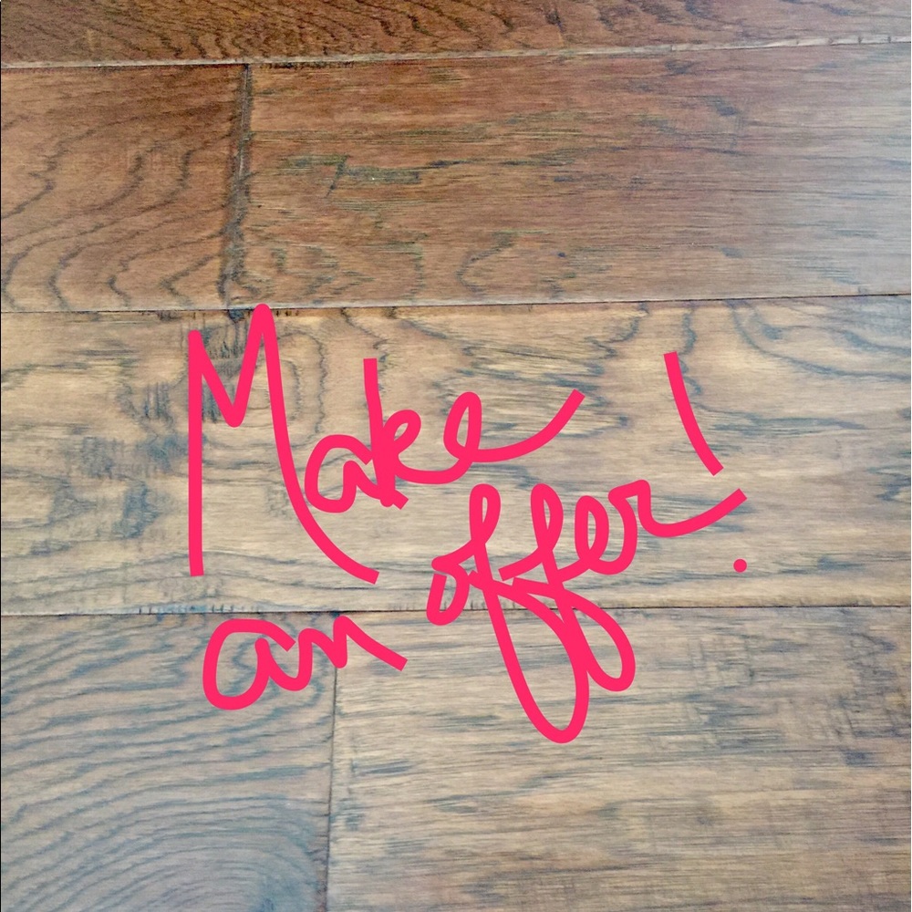 Meet your Posher, Elizabeth