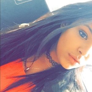 Meet your Posher, Chabeli