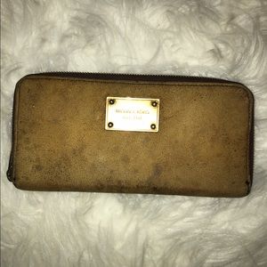 Michael Kors wallet