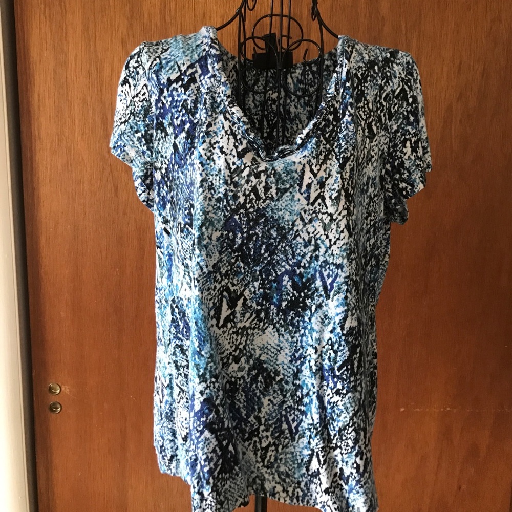 Dana Buchman snake print top
