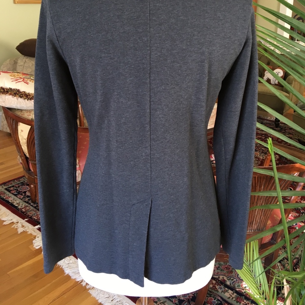 Soft grey blazer by Lilla P - Picture 4 of 6