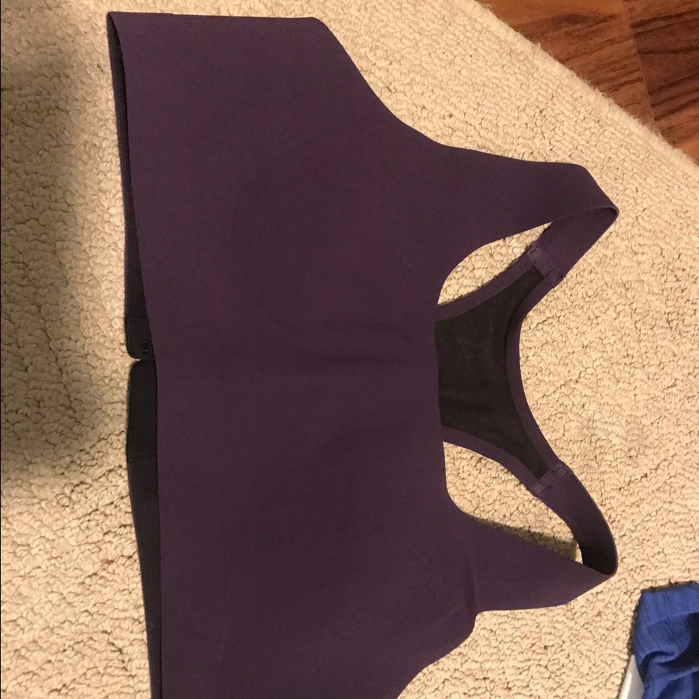 NWOT lululemon sports bra 36C