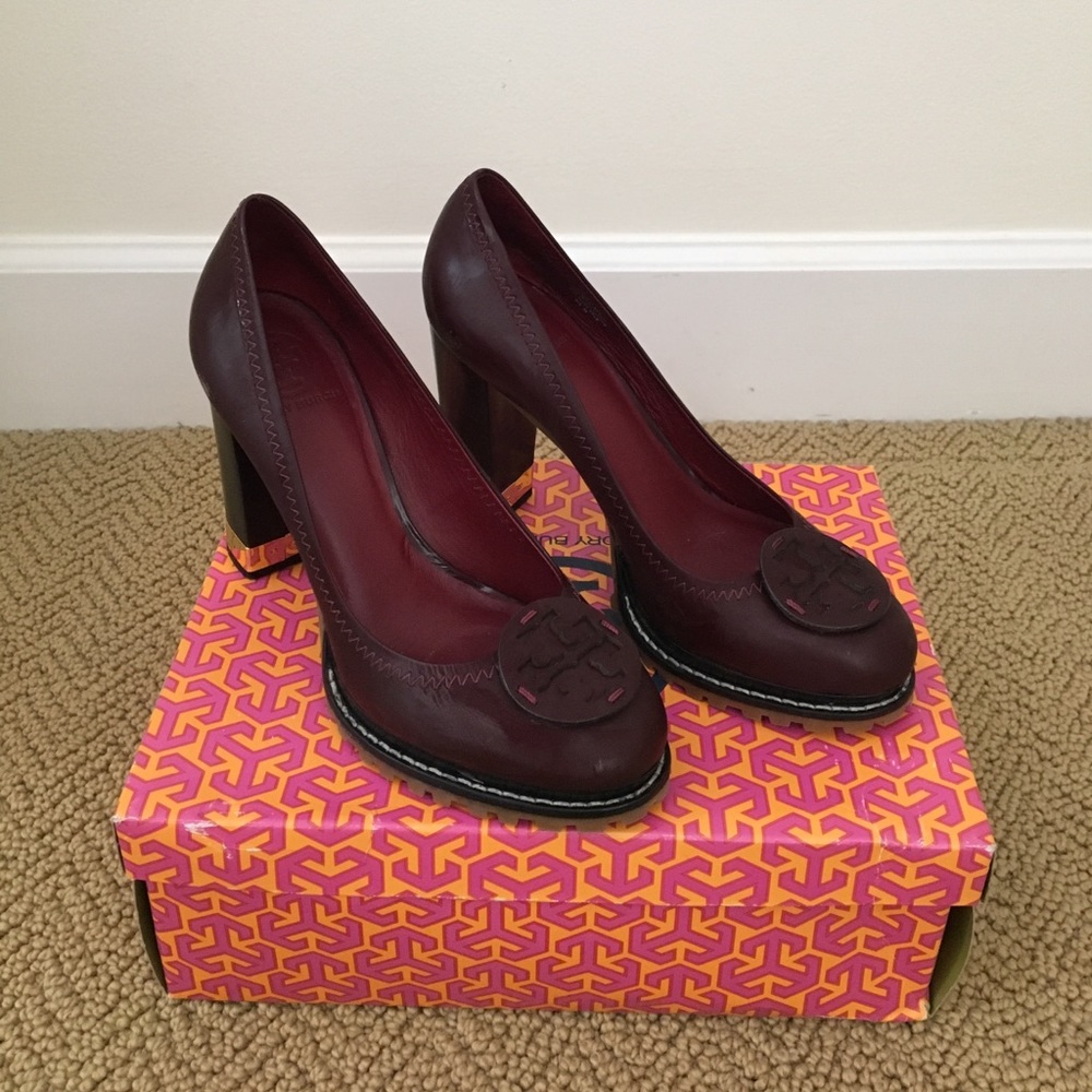 Tory Burch pumps