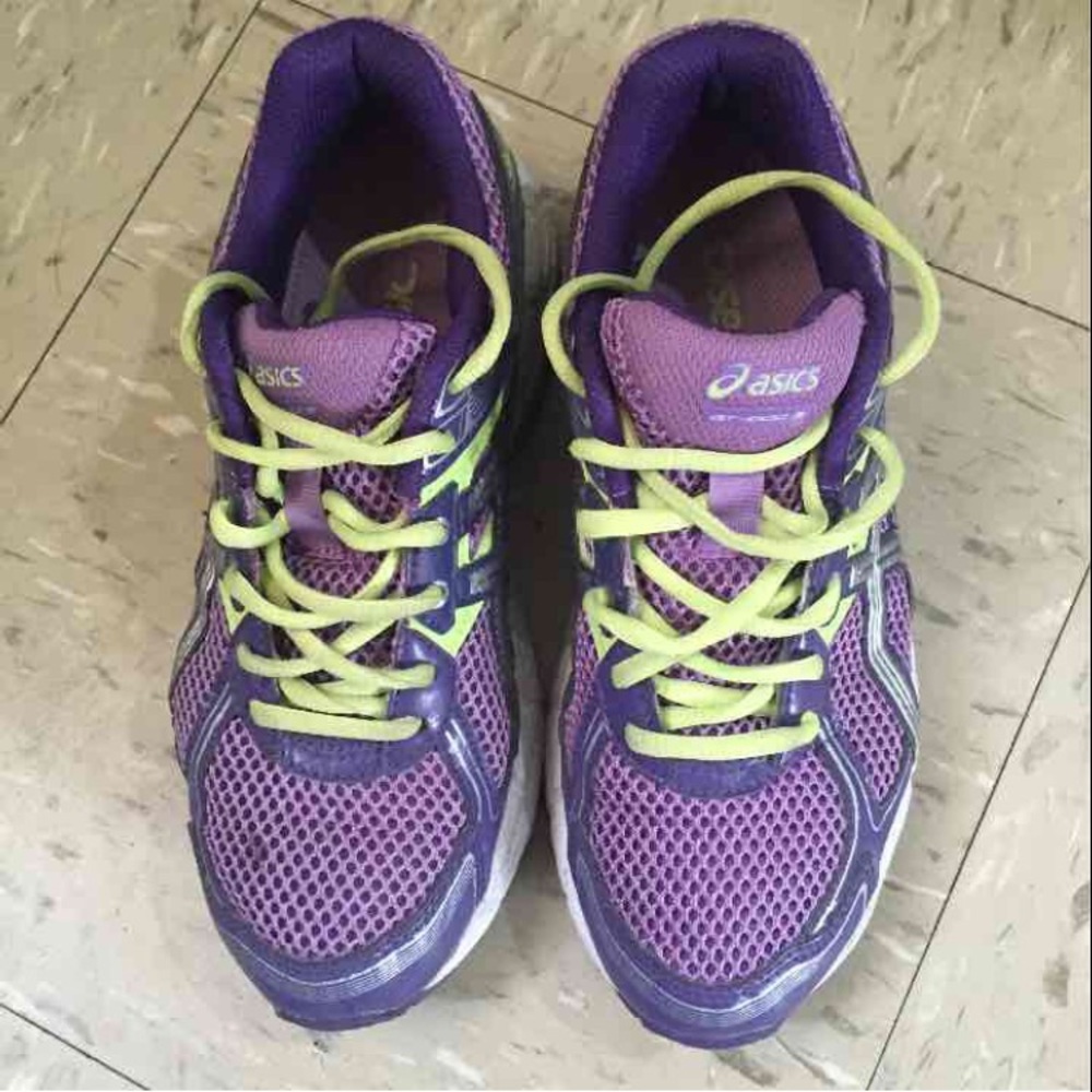 Kids Asics Sneakers