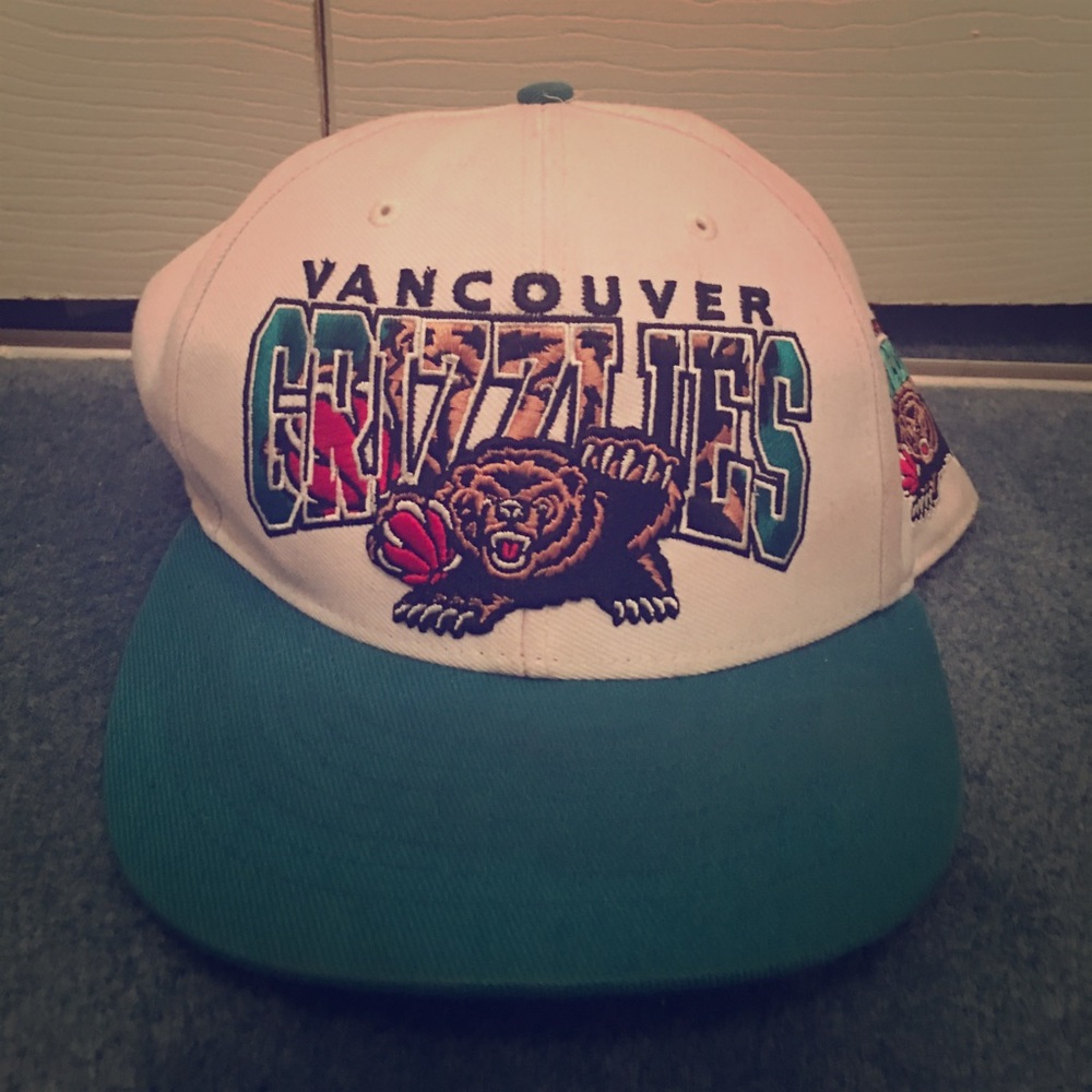 Vancouver Grizzlies SnapBack