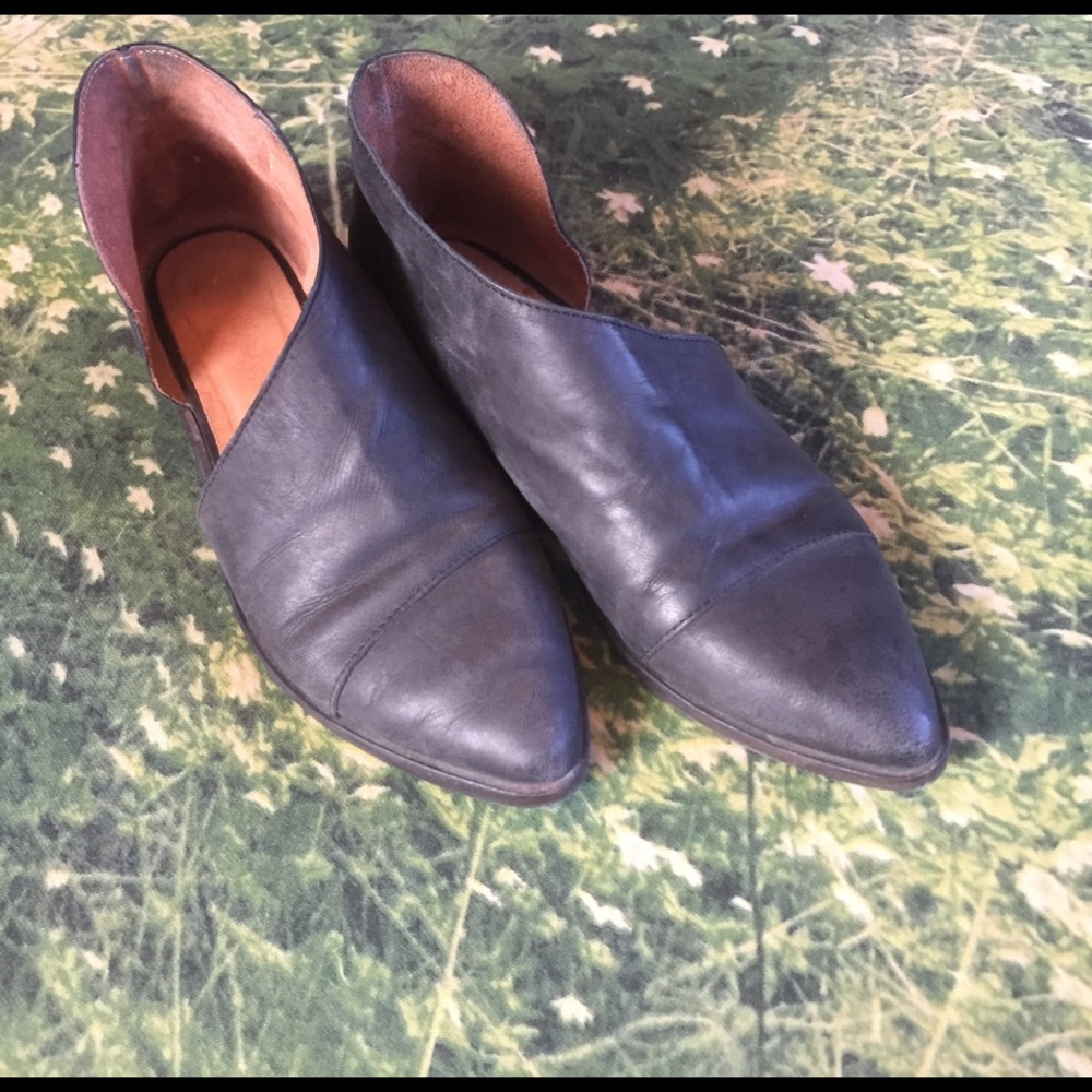 Royale Flat Black
