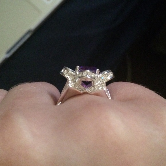 Ring - Picture 2 of 2