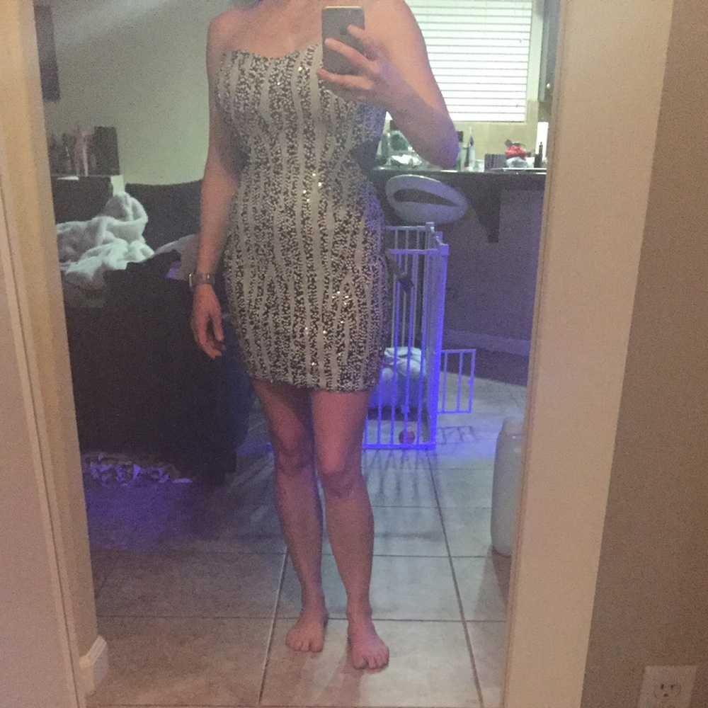 Bebe Sequin Dress - Picture 4 of 4