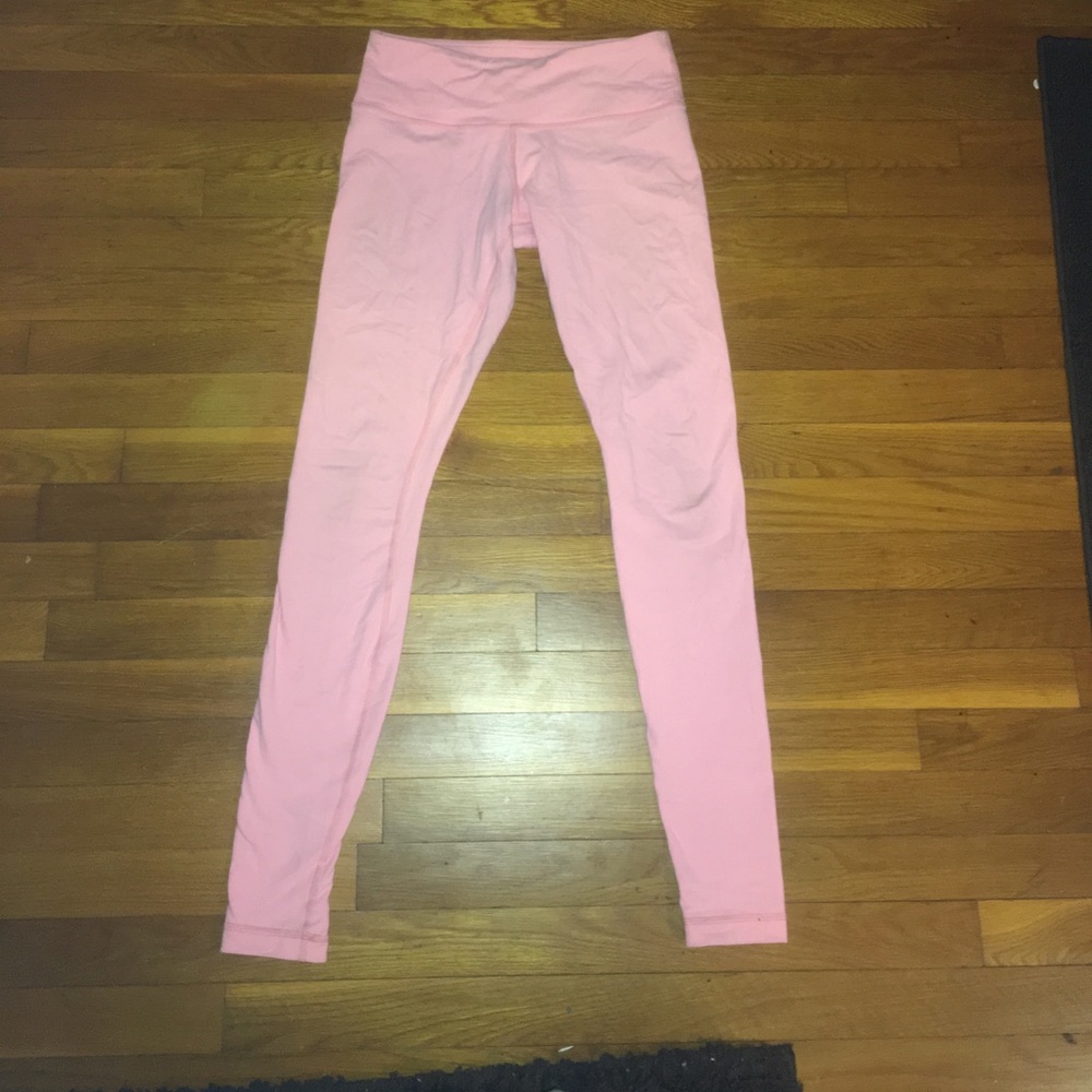 Light pink full length lululemon leggings