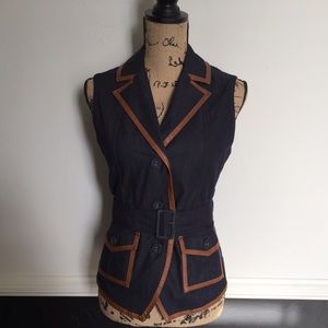 NEW YORK & COMPANY • Jean vest with leather trim•