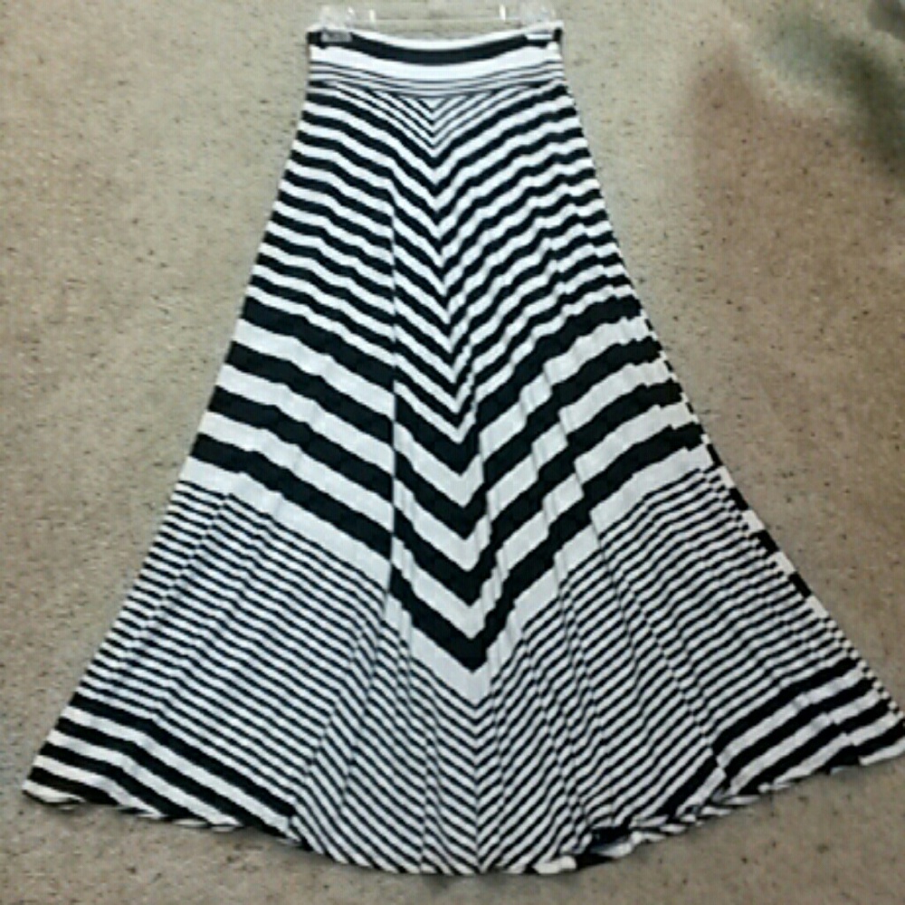 Maxi skirt
